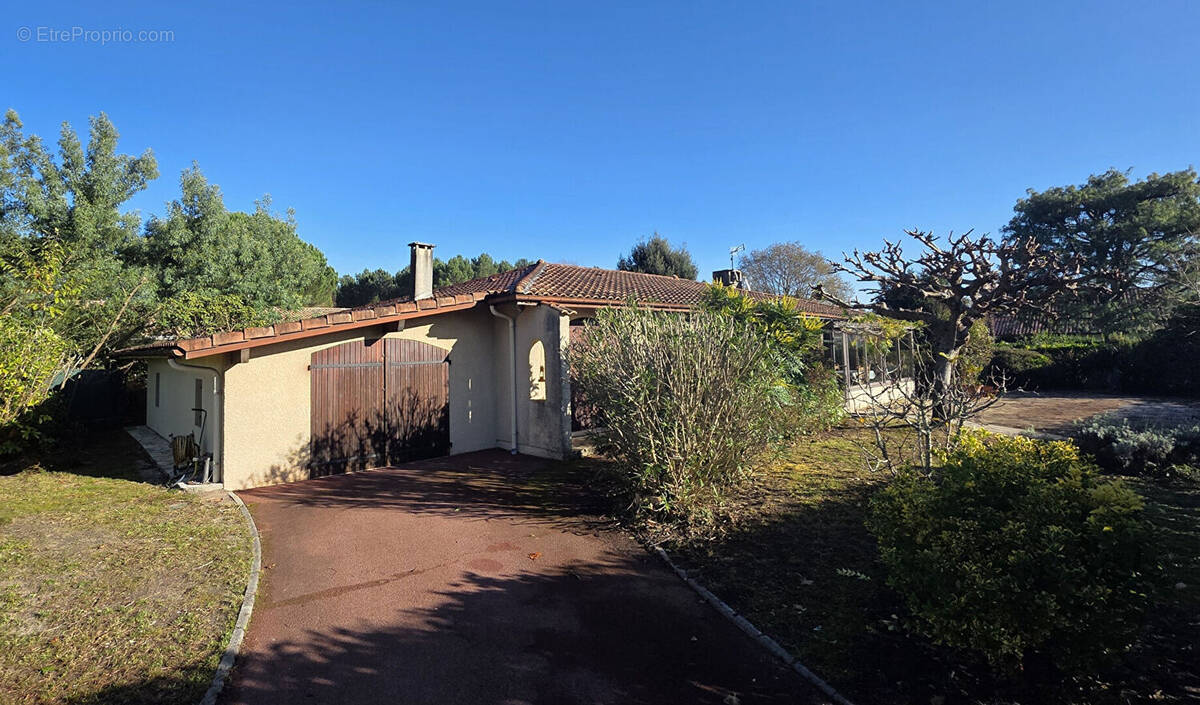 Maison à VIELLE-SAINT-GIRONS