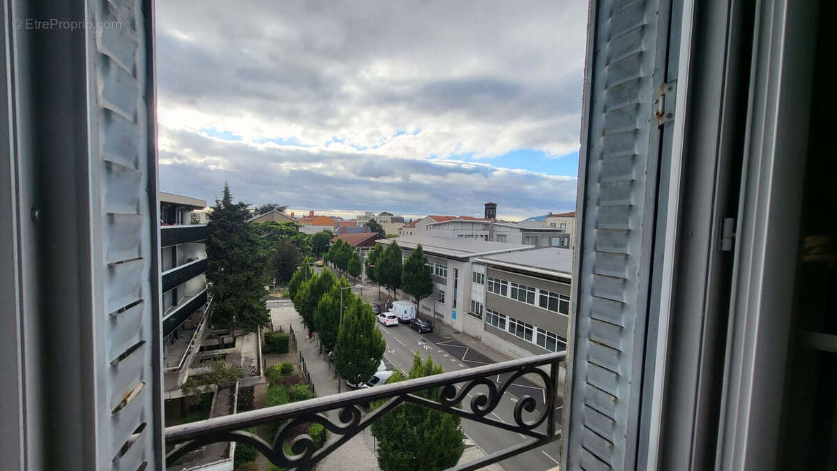 Appartement à CHAMALIERES