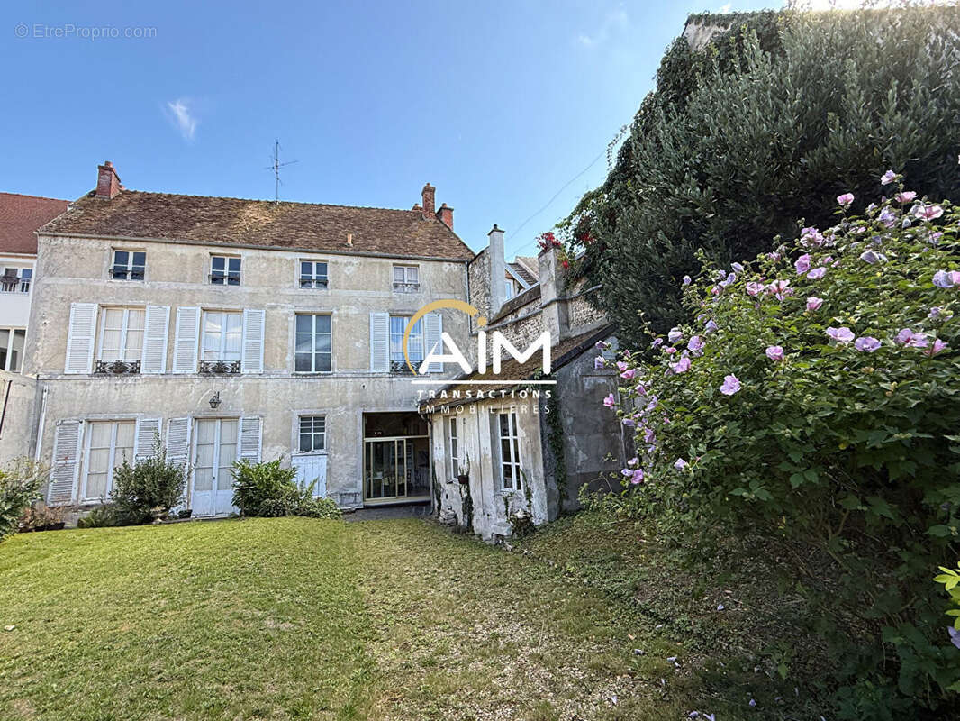 Maison à ETAMPES