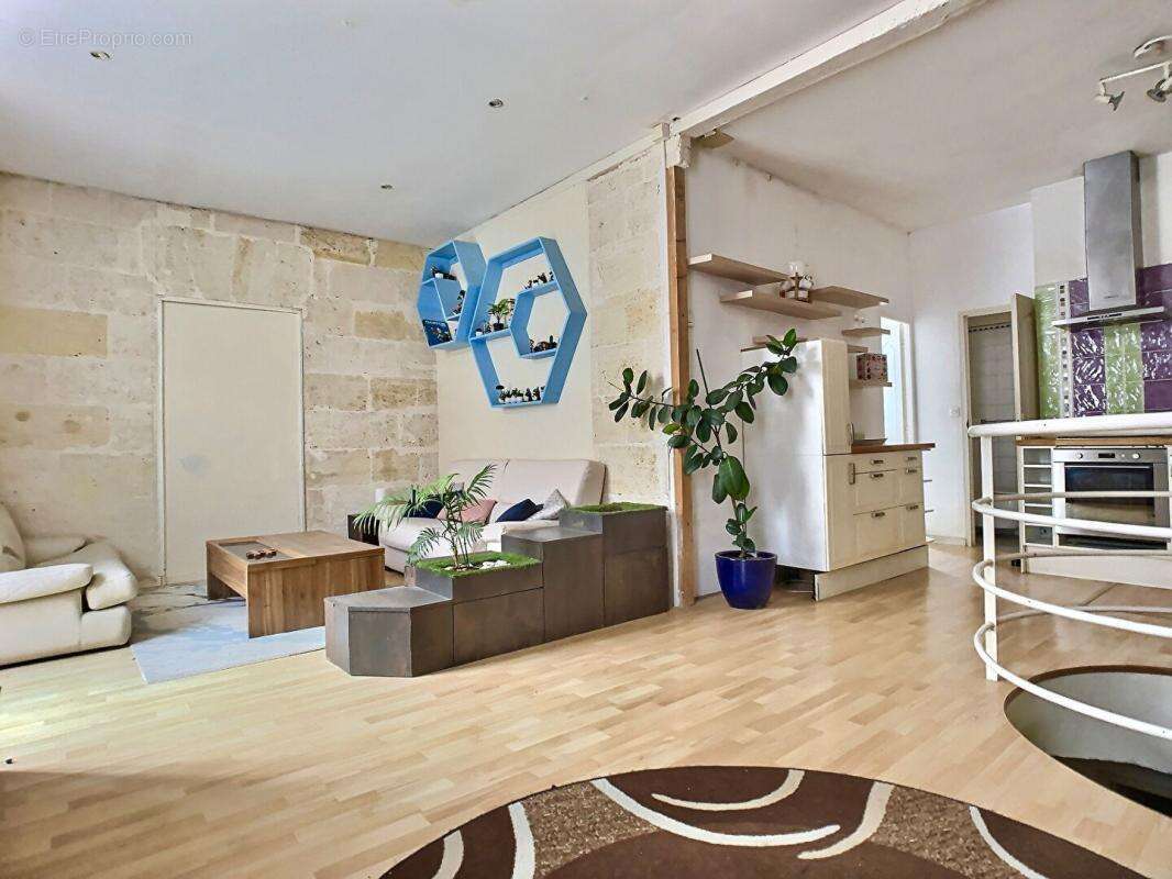 Appartement à BORDEAUX