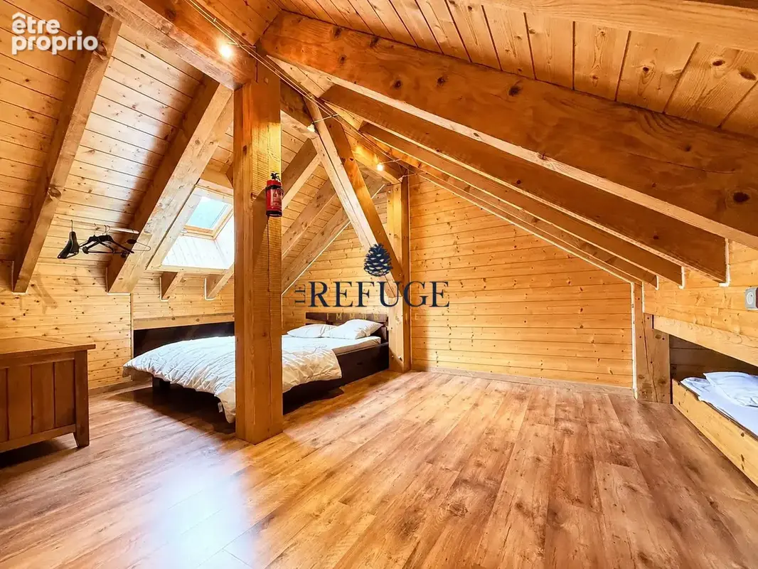 Maison 259 m² à Les Orres  - photo 4