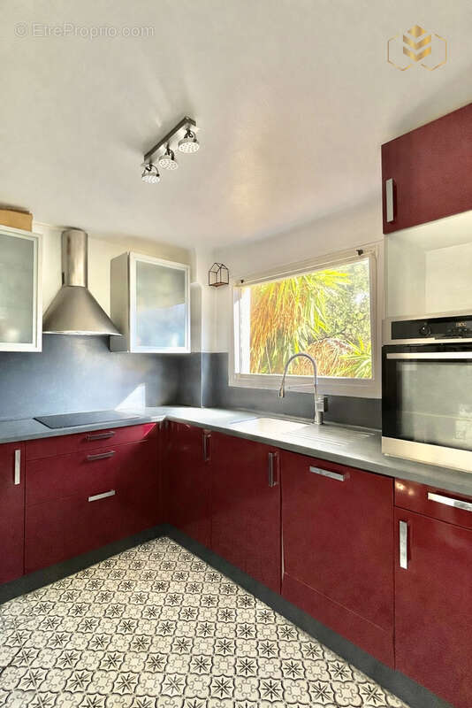 Appartement à ROQUEBRUNE-CAP-MARTIN
