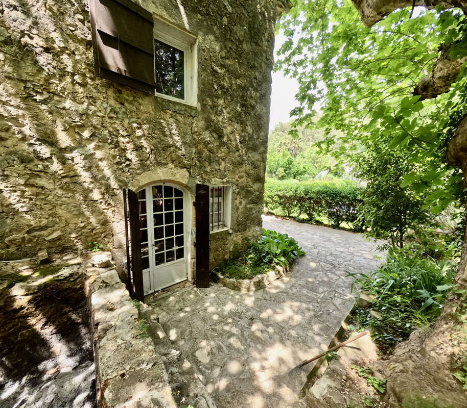 Maison à BELGENTIER