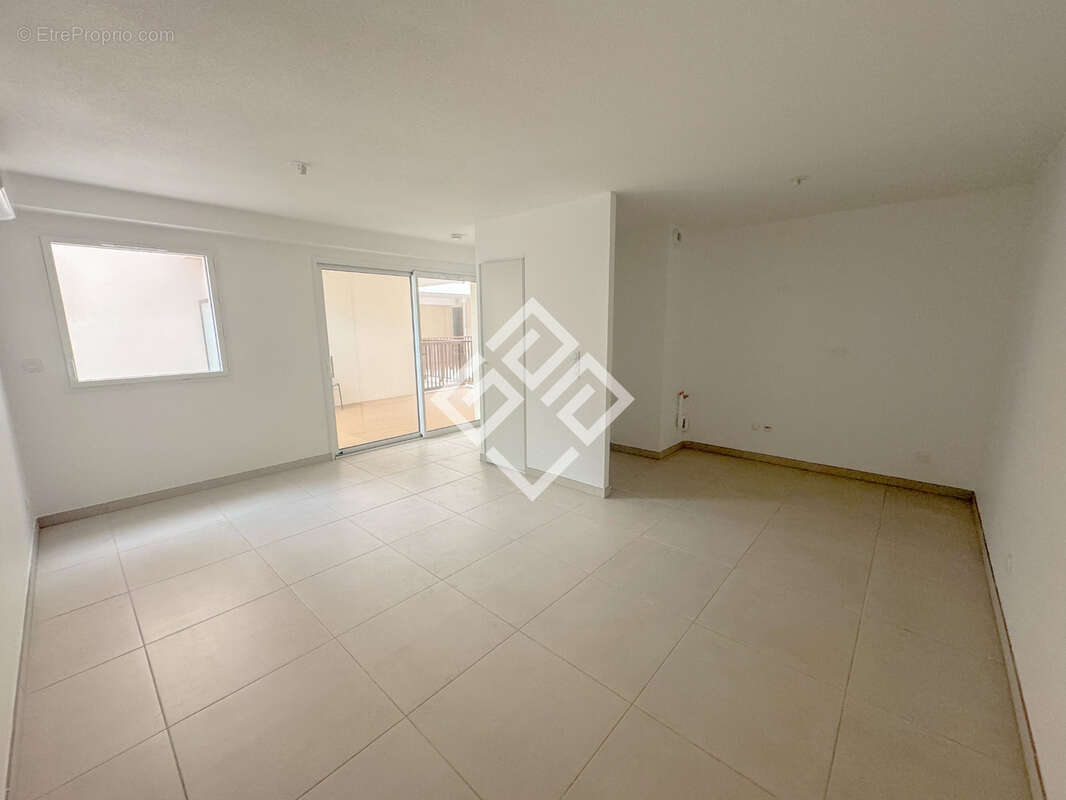 Appartement à PORT-LA-NOUVELLE