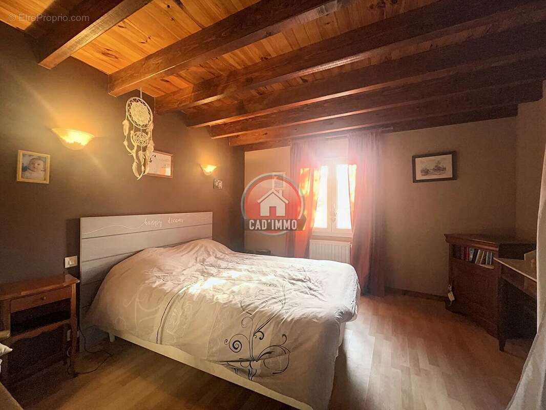 Maison à SAINT-PIERRE-D&#039;EYRAUD