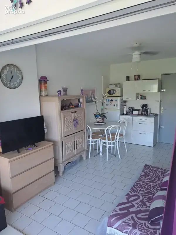 Appartement avec coin nuit residence avec piscine et parking - photo 15
