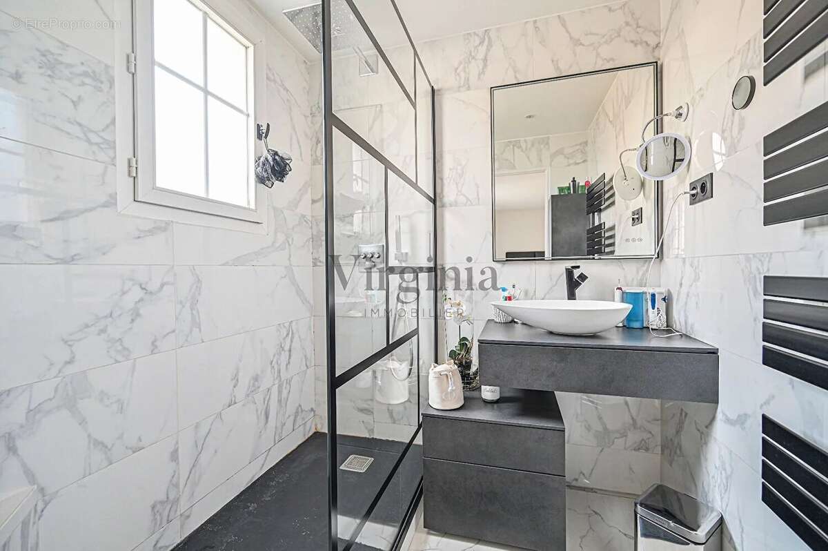 Appartement à MAISONS-ALFORT