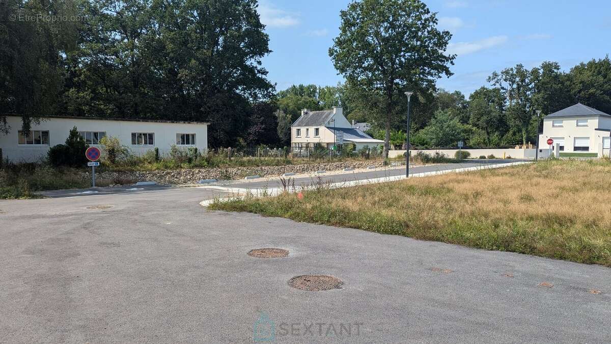 Terrain à LIGNOL