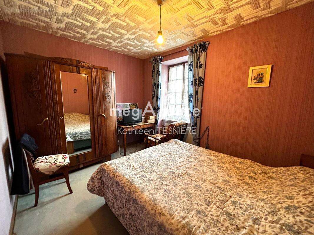 Maison à VILLEDIEU-LES-POELES