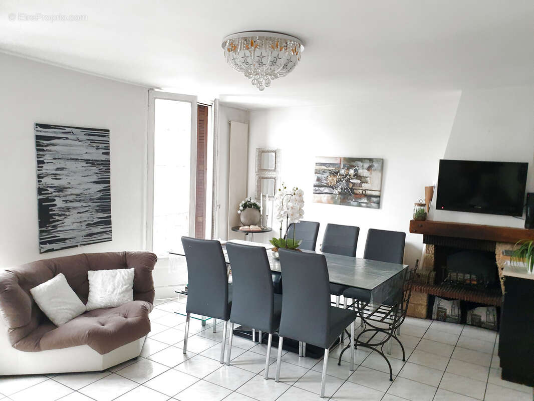 Appartement à MONTEREAU-FAULT-YONNE