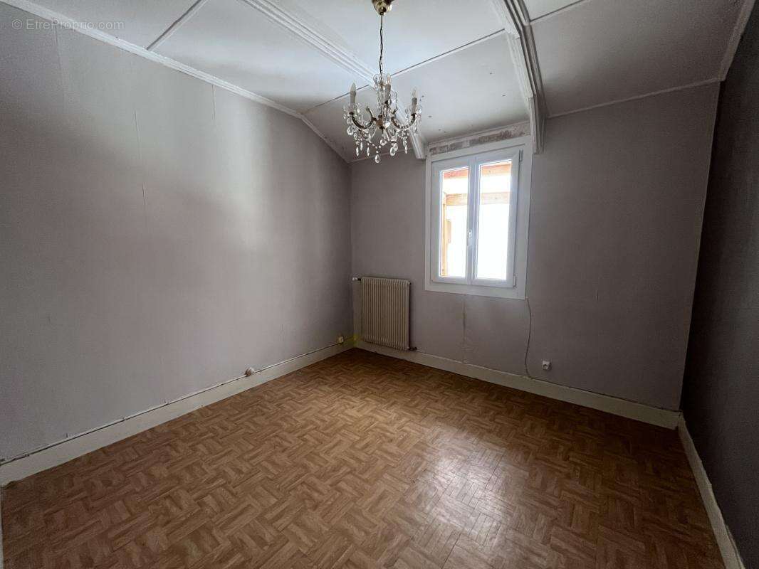 Maison à PLOMBIERES-LES-DIJON