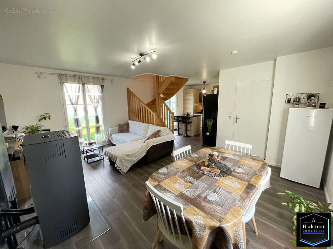 Maison à DAMMARTIN-EN-GOELE