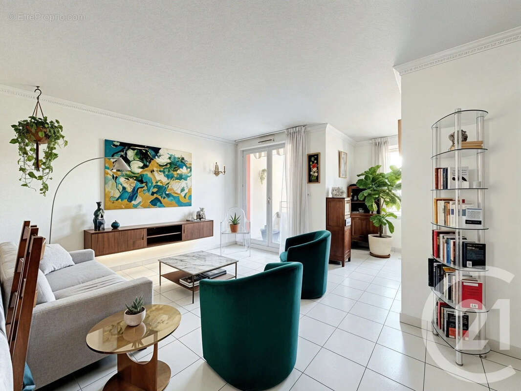 Appartement à GRIGNY