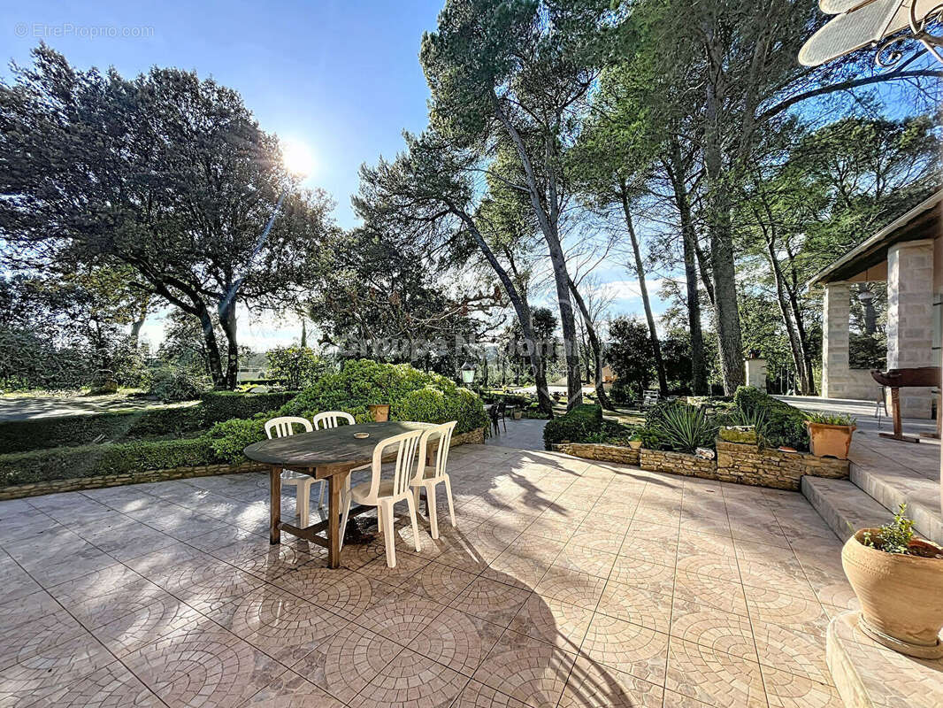 Maison à PIOLENC