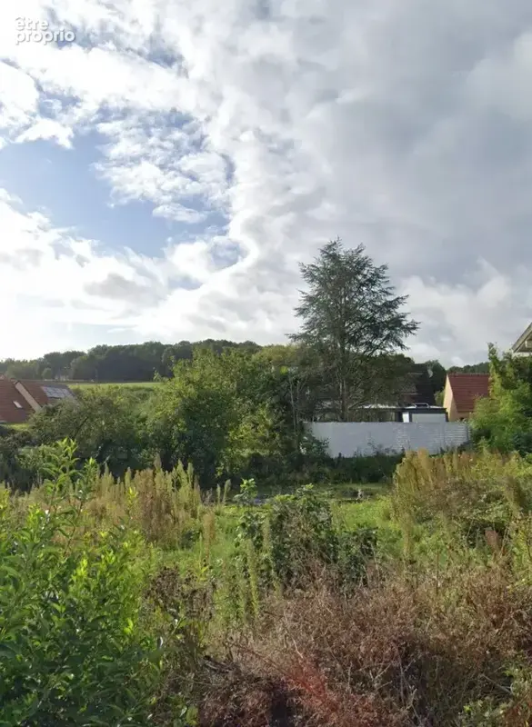 Terrain à BREUX-JOUY