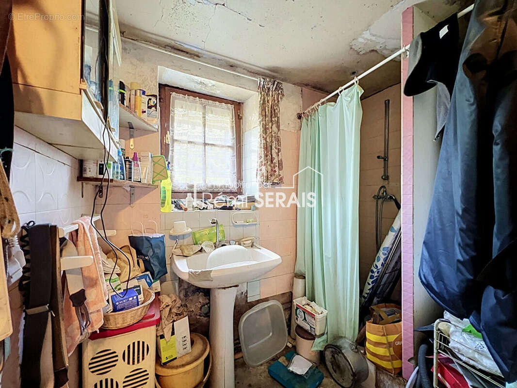 Ensemble immobilier à vendre à Vrigny - Un projet à fort potentiel ! - photo 11