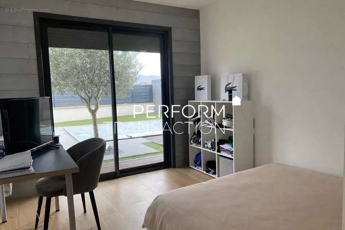 Maison à SAINT-JUST-DE-CLAIX