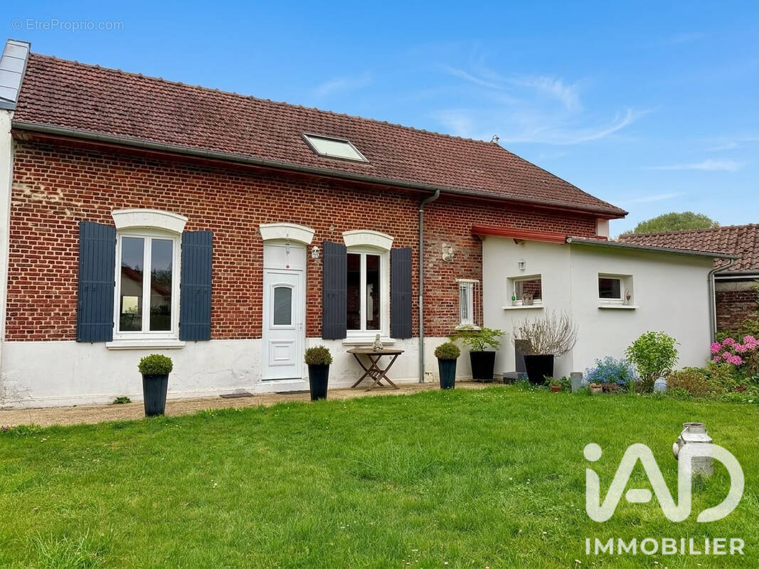 Photo 1 - Maison à MONTDIDIER