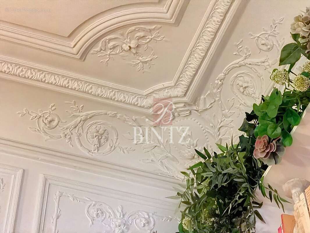 Appartement à PARIS-7E