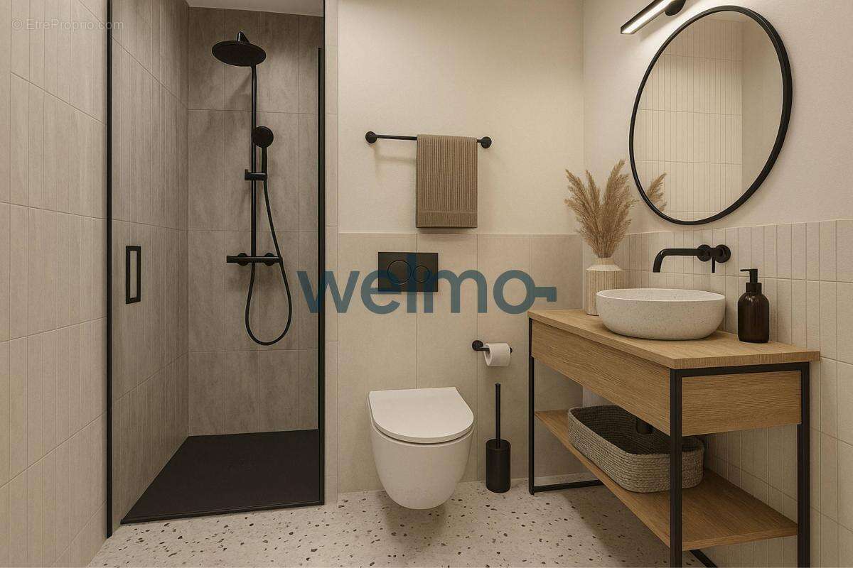 Commerce à PARIS-8E