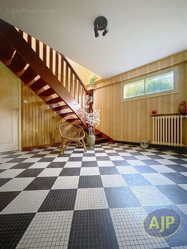 Maison à BOUGUENAIS