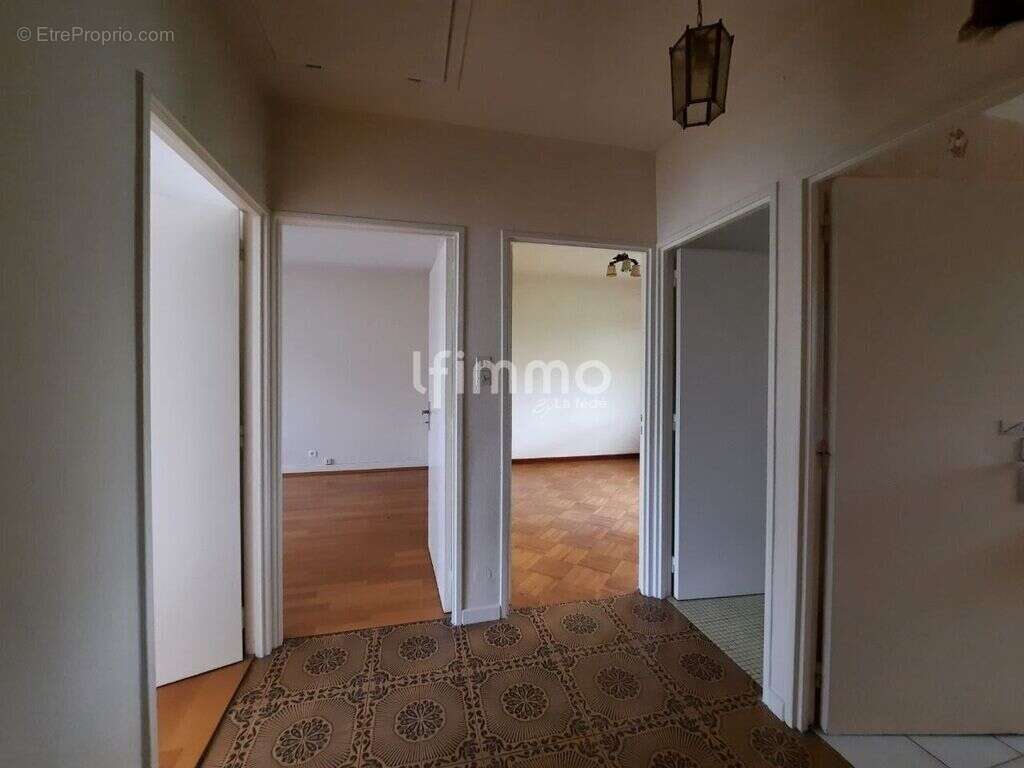 Maison de plain-pied avec terrain constructible sur 8,64 ares - photo 9