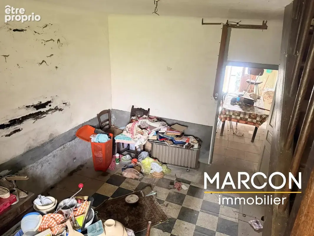 Maison à rénover avec grange attenante - photo 8