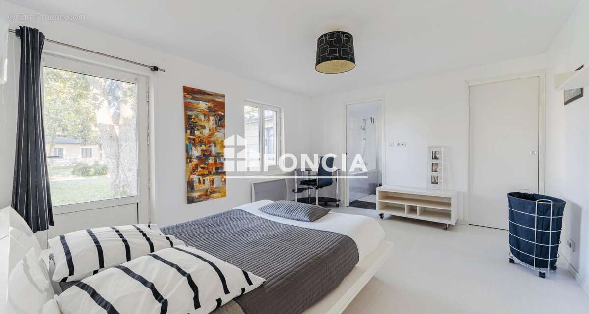 Maison à SAINT-EPAIN