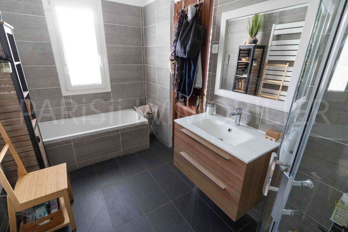 Maison 7 pièces environ 162m2 - Beauchamp - La Chasse - photo 16