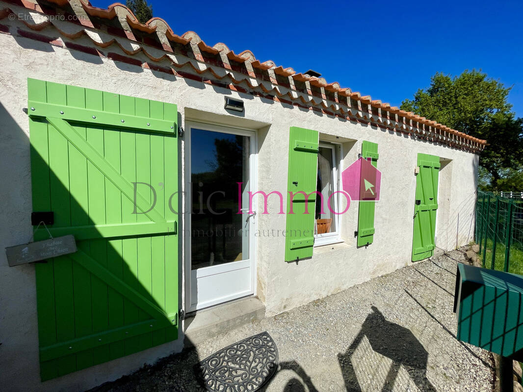 Maison à LA CHAPELLE-HERMIER