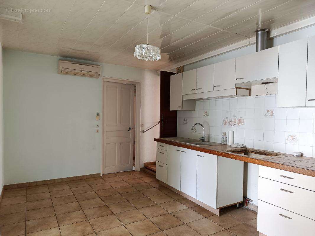 Maison à PORTES-LES-VALENCE