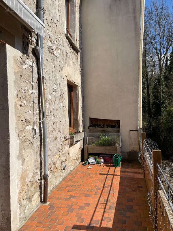 Maison à JOUY-SUR-MORIN