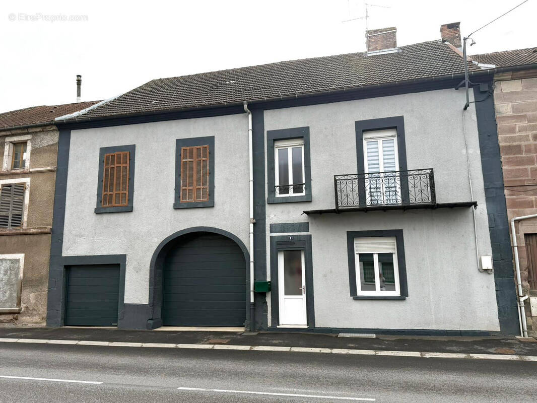 Maison à SAINT-SAUVEUR