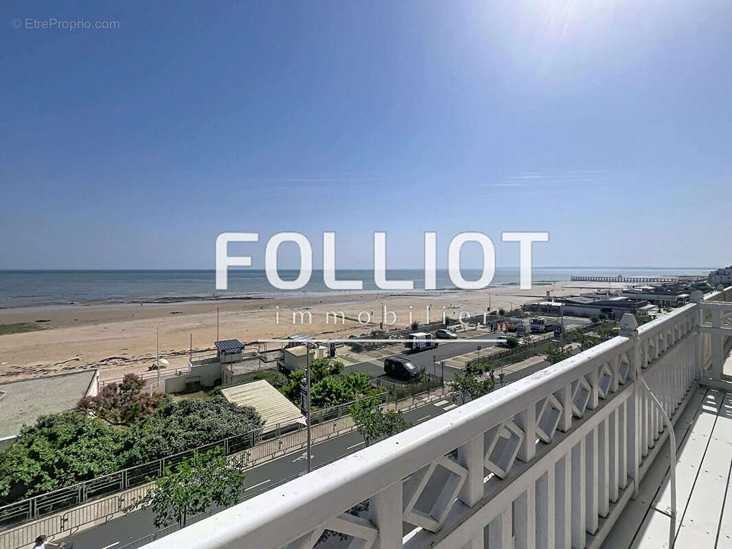 Appartement à LUC-SUR-MER