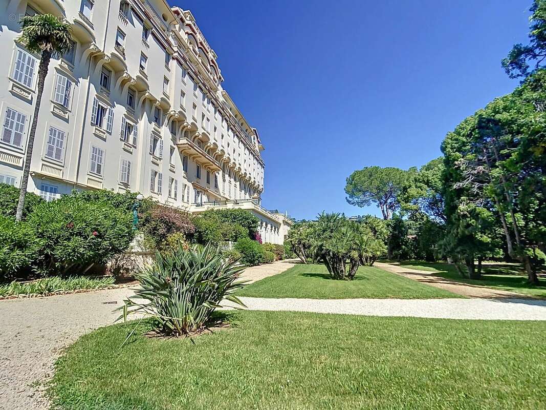 Palais provence dernier etage vue mer panoramique - photo 2