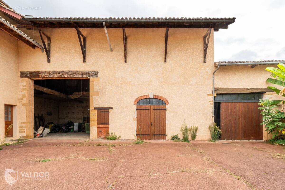 Appartement à MISERIEUX