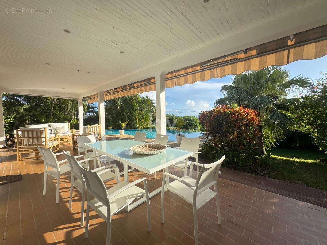 Maison à CASE-PILOTE