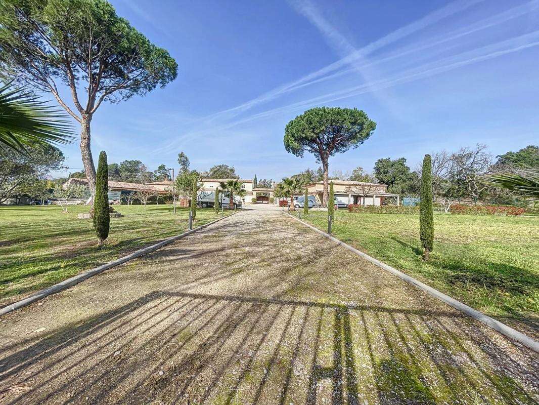 Maison à PUGET-SUR-ARGENS