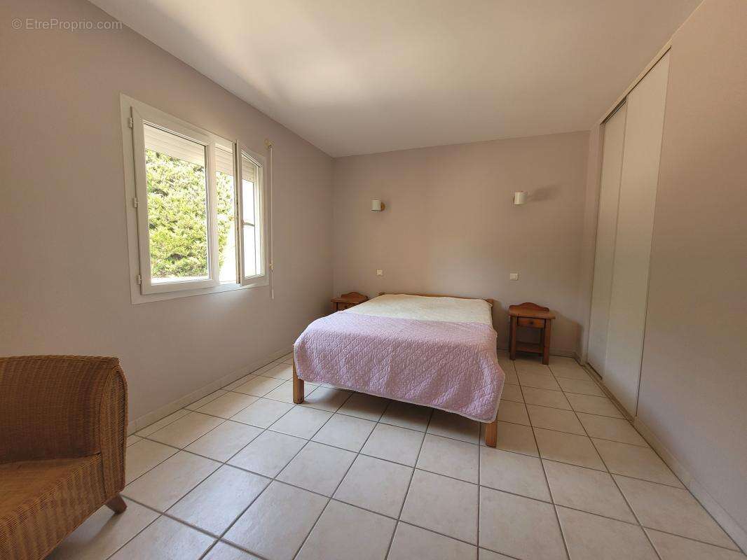 Maison à SAINT-MARTIN-D&#039;ARDECHE