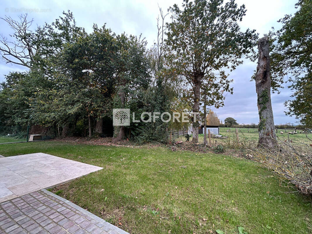 Maison à GOUSTRANVILLE