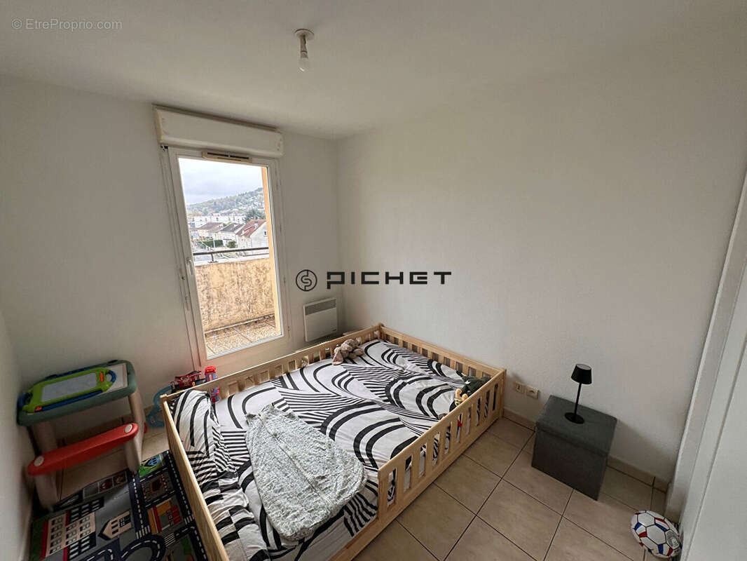 Appartement à TERRASSON-LAVILLEDIEU