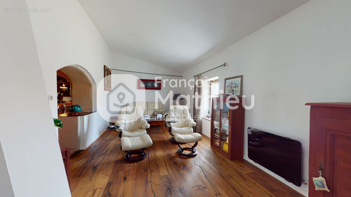 Maison à CHATILLON-SUR-CHALARONNE
