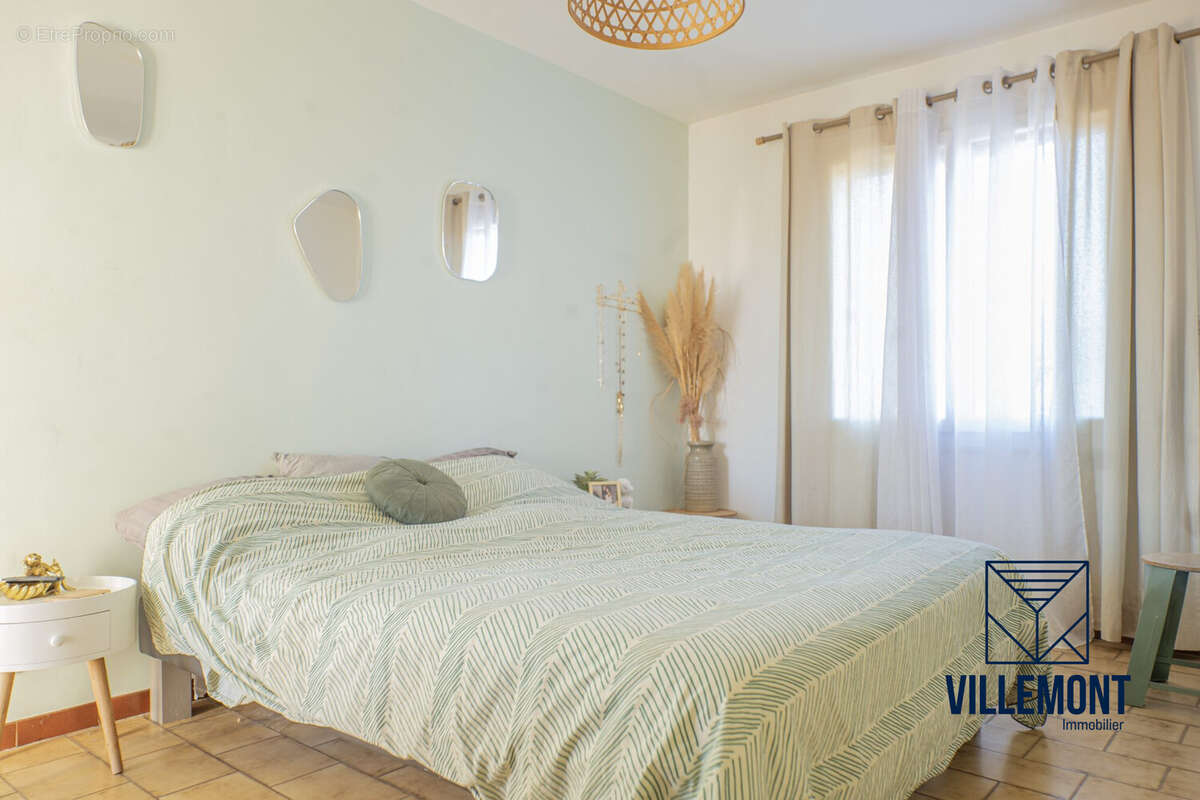  chambre 1 - Maison à LUNEL