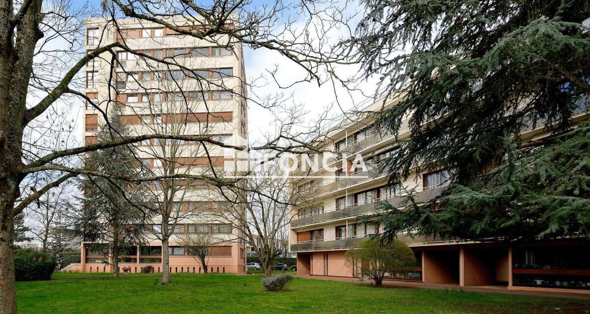 Appartement à LE MEE-SUR-SEINE