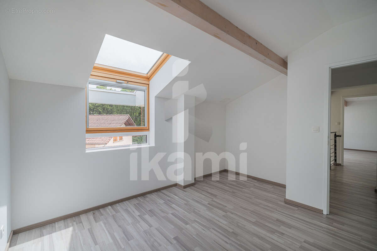 Maison 6 pièces COUBLEVIE -  113 m2 habitables - photo 8