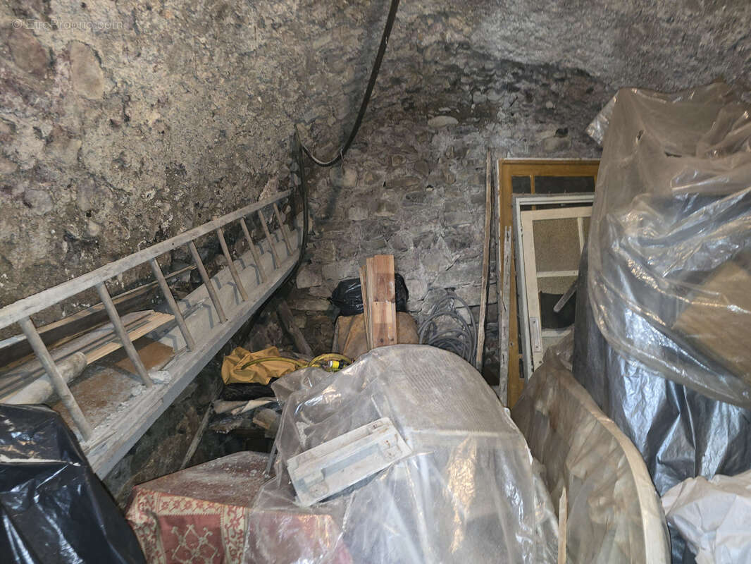 Maison de village au LAUZET - photo 9