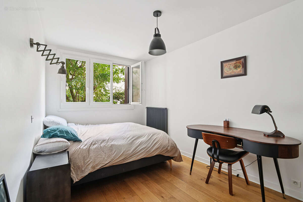 Appartement à PARIS-20E