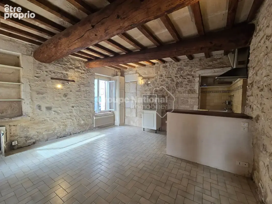 Maison de village avec cour et terrasse Jonquieres Saint Vincent - photo 4