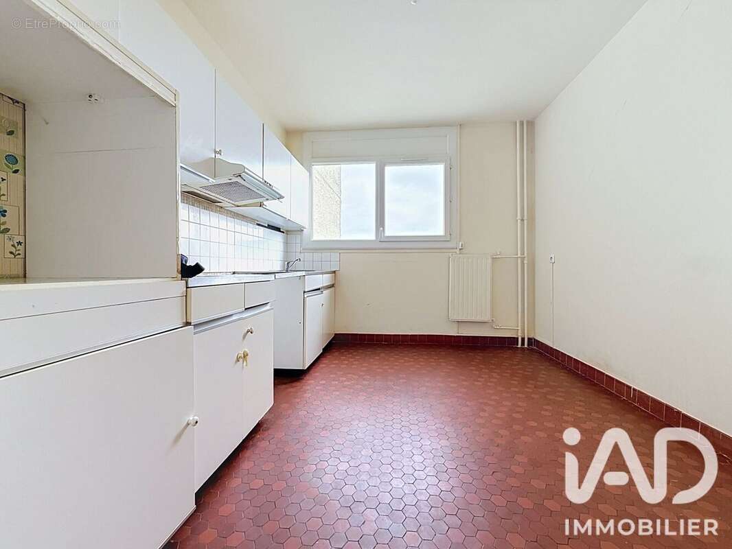 Appartement 54 m² à Maurepas  - photo 8