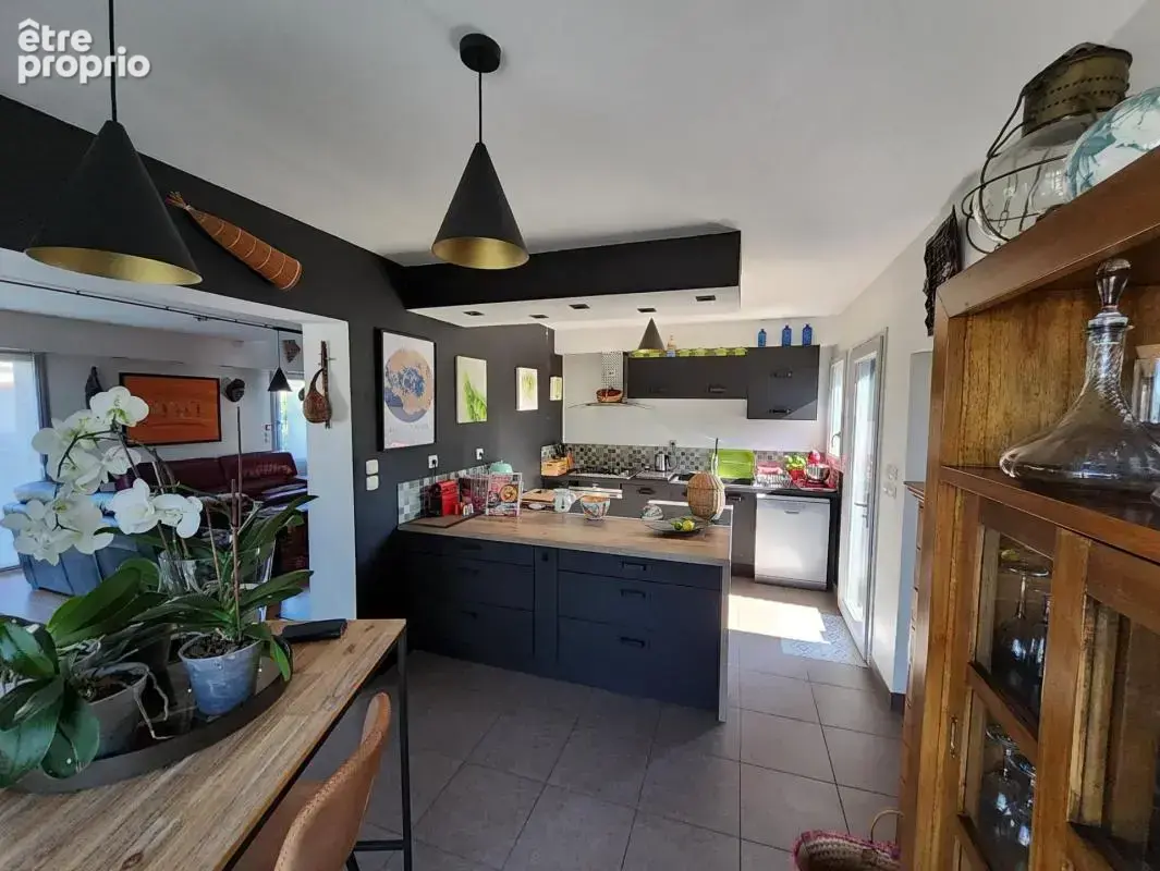 Maison T6 sur Jardin paysagé de 430m² - photo 2